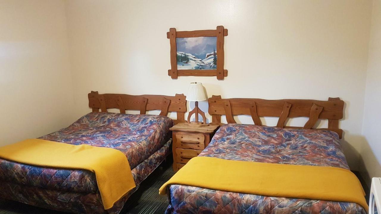 Agassiz Park Lodge - Under New Management McCreary Exteriör bild