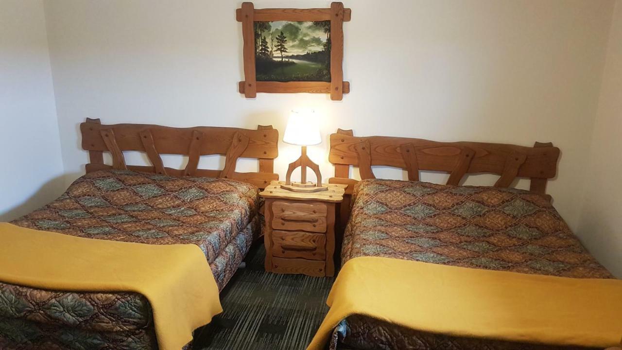 Agassiz Park Lodge - Under New Management McCreary Exteriör bild